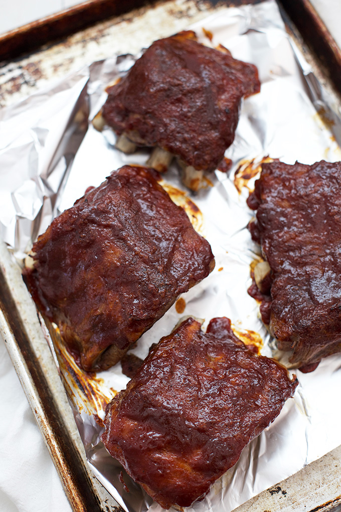 The BEST way to make ribs - So tender and flavorful. (AND you don't *have* to use a grill) 