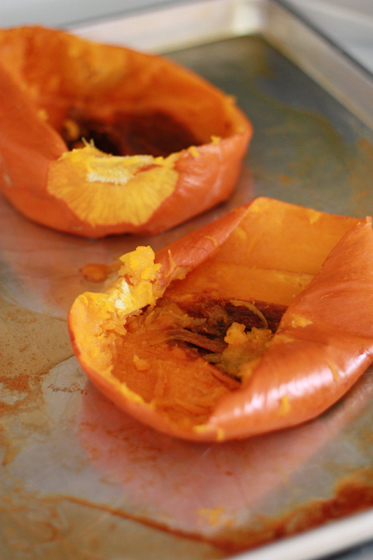 How to make your own pumpkin puree! 