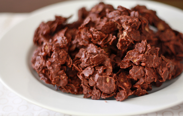 Chocolate Peanut Butter Clusters // One Lovely Life