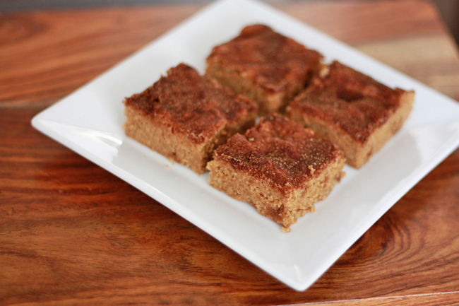 Brown Sugar Snickerdoodle Blondies // One Lovely Life