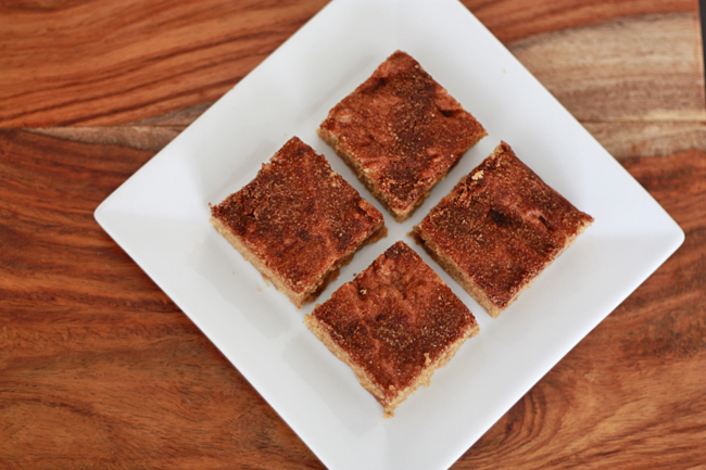 Brown Sugar Snickerdoodle Blondies // One Lovely Life