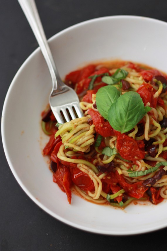 Zoodles with Tomato Basil Olive Sauce + a GIVEAWAY!!!