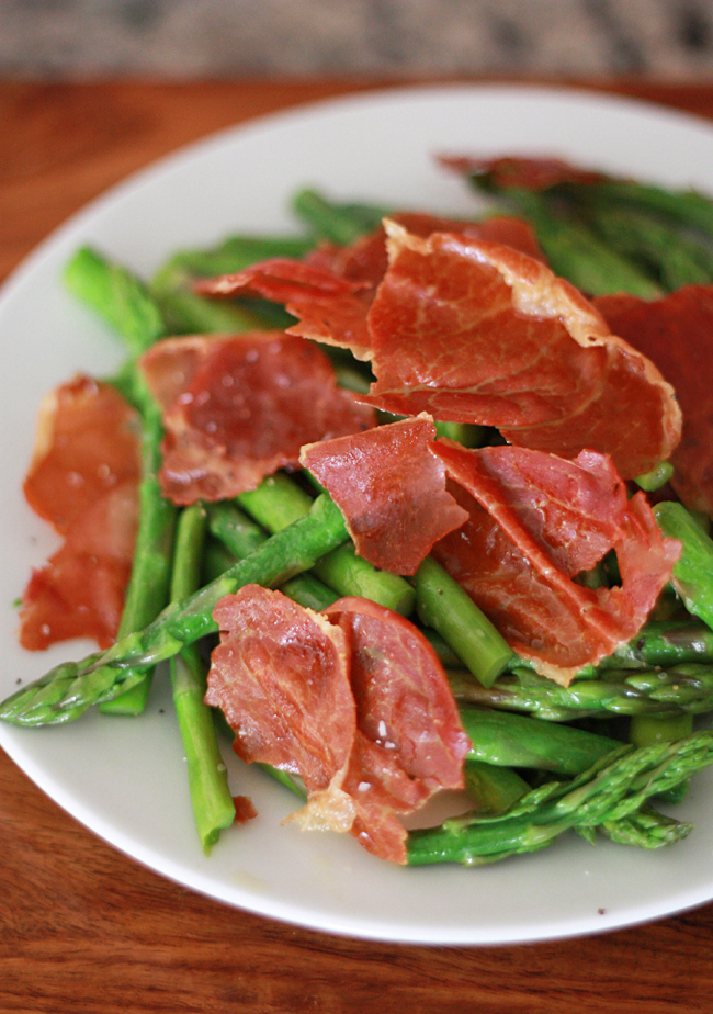 Roasted Asparagus with Prosciutto Crisps // One Lovely Life