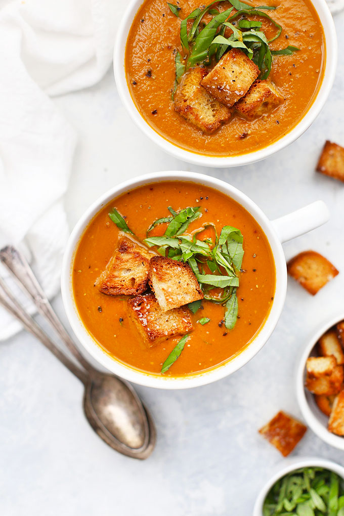 (Paleo or Vegan) Creamy Tomato Basil Soup from One Lovely Life
