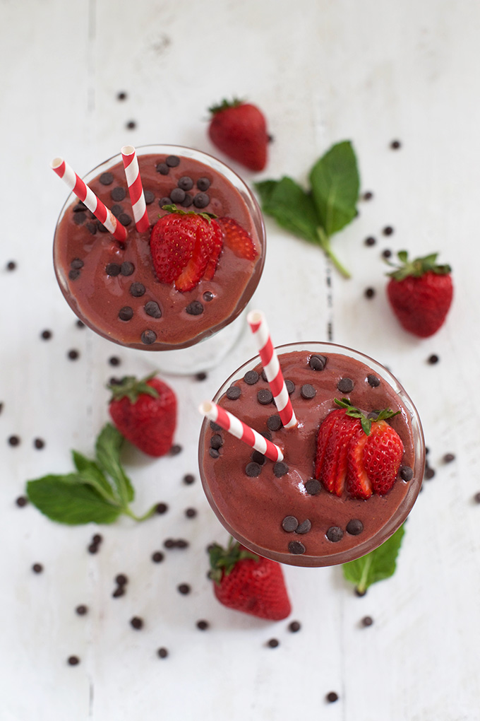 These Chocolate Strawberry Shakes are like sipping a chocolate-covered strawberry AND they're made from healthy ingredients. What are you waiting for? (Vegan & Paleo)
