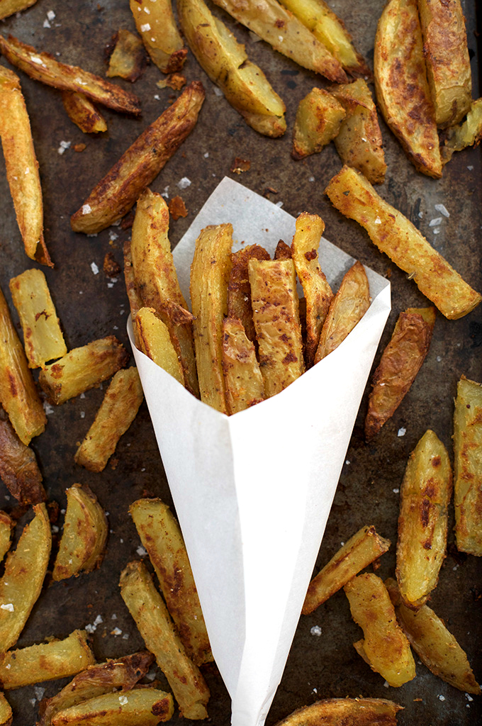These Crispy Baked Oven fries are everything an oven fry should be. Crispy on the outside and fluffy on the inside. (The spice mixture is amazing!) 