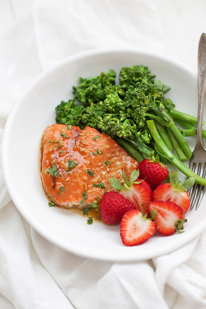 This Honey Garlic Salmon is a healthy weeknight meal we LOVE! The perfect blend of savory and sweet. 