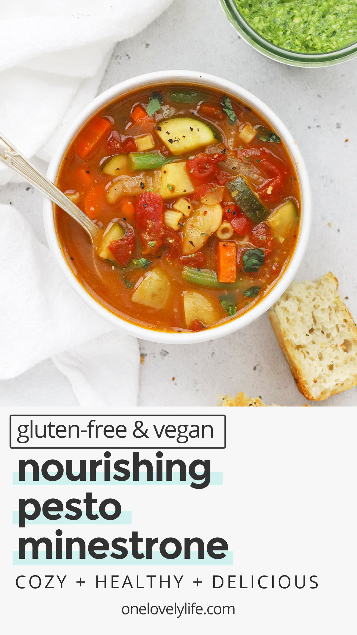 Pesto Minestrone - This gorgeous, vegetable soup is the perfect thing to warm and fill you without weighing you down. (Gluten-Free, Vegan) // Vegetable Soup // Minestrone Soup recipe // vegan soup // gluten-free minestrone // vegan dinner // vegetarian dinner // pesto minestrone soup // healthy dinner // healthy soup