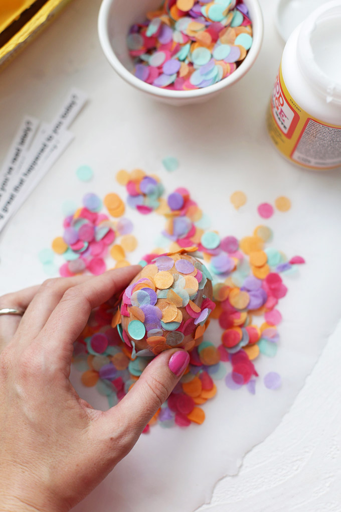 Confetti Conversation Starter Eggs - This adorable Easter centerpiece comes with a surprise inside! 