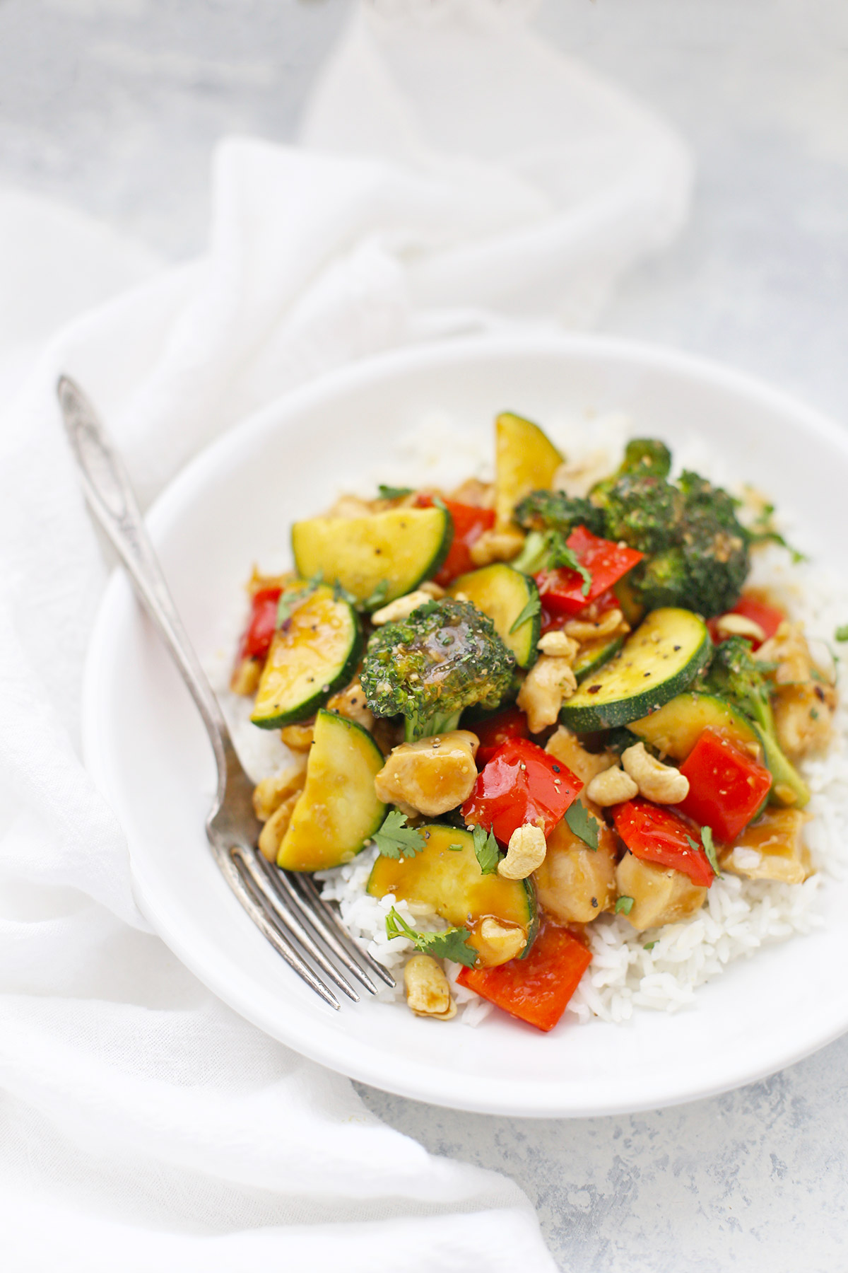 Healthy Cashew Chicken from One Lovely Life (Gluten-Free, Paleo)