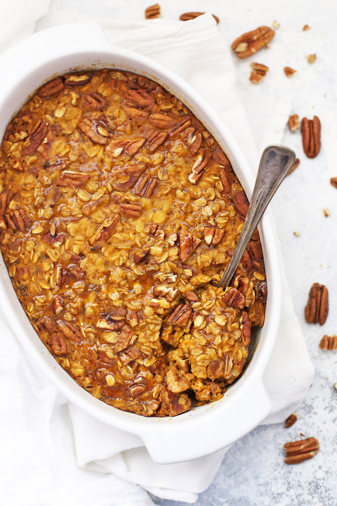 Baked Pumpkin Oatmeal - Studded with pecans and laced with the perfect blend of warm spices, this cozy baked oatmeal hits all the right notes!