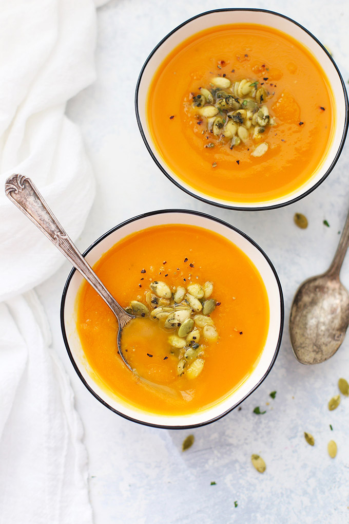 Instant Pot Carrot Squash Soup - Such an easy instant pot soup! (Slow cooker and stovetop instructions also included!)