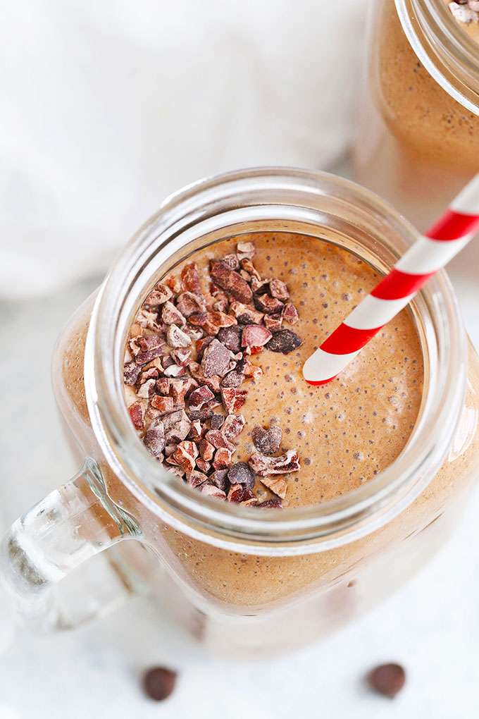 Healthy Chocolate Smoothie from One Lovely Life