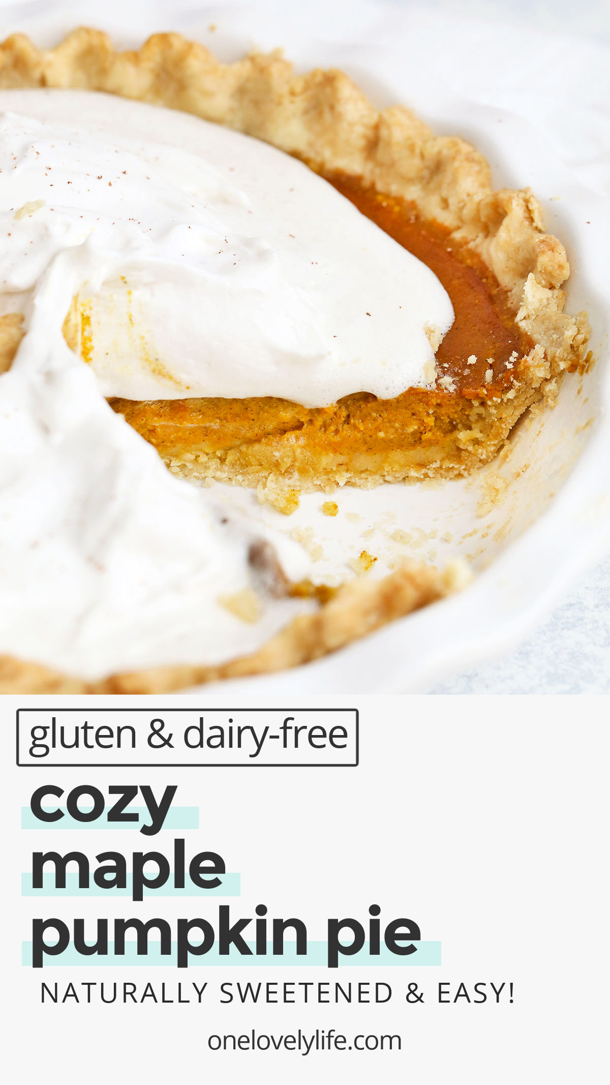 Maple Pumpkin Pie - This naturally sweetened pumpkin pie recipe might be the best pumpkin pie I've ever had. Perfectly spiced and so delicious! (Gluten free, dairy free, paleo-friendly) // paleo pumpkin pie recipe // dairy free pumpkin pie recipe // gluten free pumpkin pie recipe // healthy pumpkin pie