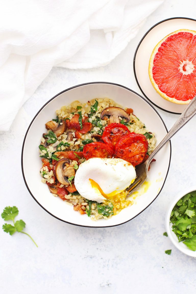 Breakfast Cauliflower Rice with Bacon & Mushrooms