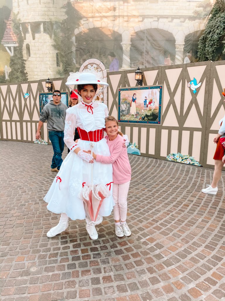 Our BEST Tips for Disneyland with Kids