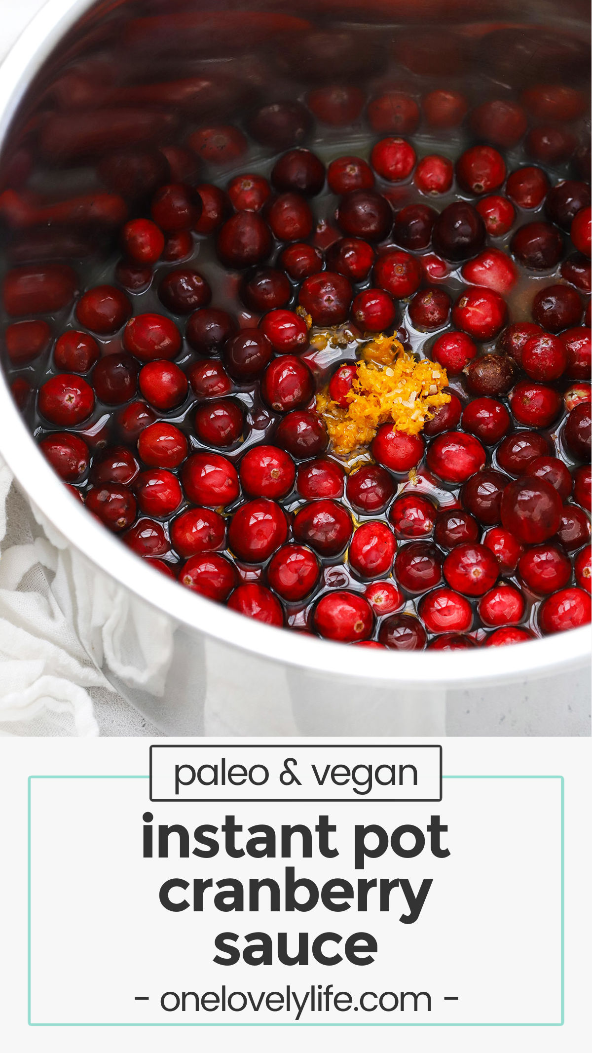 Instant Pot Cranberry Sauce - This pressure cooker cranberry sauce recipe couldn't be easier! (Naturally paleo, vegan & gluten-free) // instapot cranberry sauce / homemade cranberry sauce recipe / easy cranberry sauce recipe / instant pot thanksgiving recipes / instant pot christmas recipes / thanksgiving side dish / instant pot vegan cranberry sauce / instant pot paleo cranberry sauce /