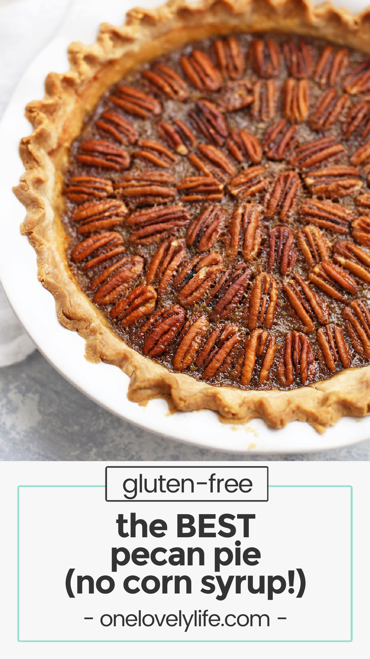 The BEST Pecan Pie Recipe - This yummy pecan pie is made without corn syrup. The filling is incredible and I love all the crust options. Gluten Free, Dairy Free & Paleo-Friendly! // paleo pecan pie // healthy pecan pie // pecan pie no corn syrup // no corn syrup pecan pie // pecan pie // paleo thanksgiving // gluten free thanksgiving // thanksgiving pie