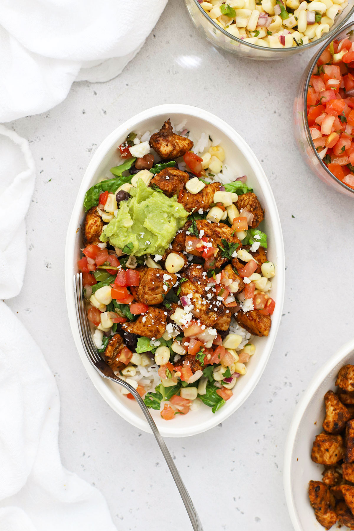 Copycat Chipotle Chicken Burrito Bowl ~ Healthy Lunch Recipe